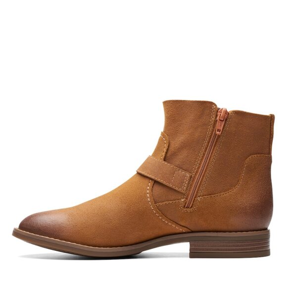 NWT Clarks Camzin Loop Ankle Boot | Size: 11 | Style: TAN SUEDE - Picture 6 of 11